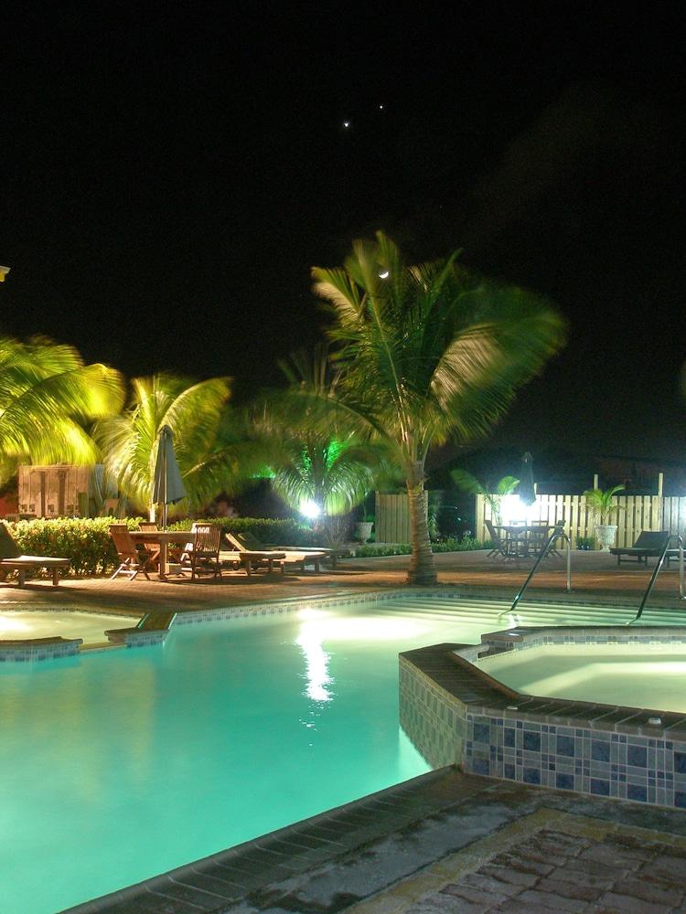 Del Rey Apartments Aruba Exterior foto